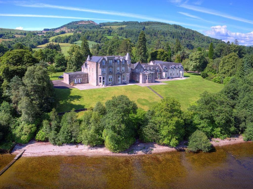 アレクサンドリアBenoch Lomond Castleアパートメント エクステリア 写真