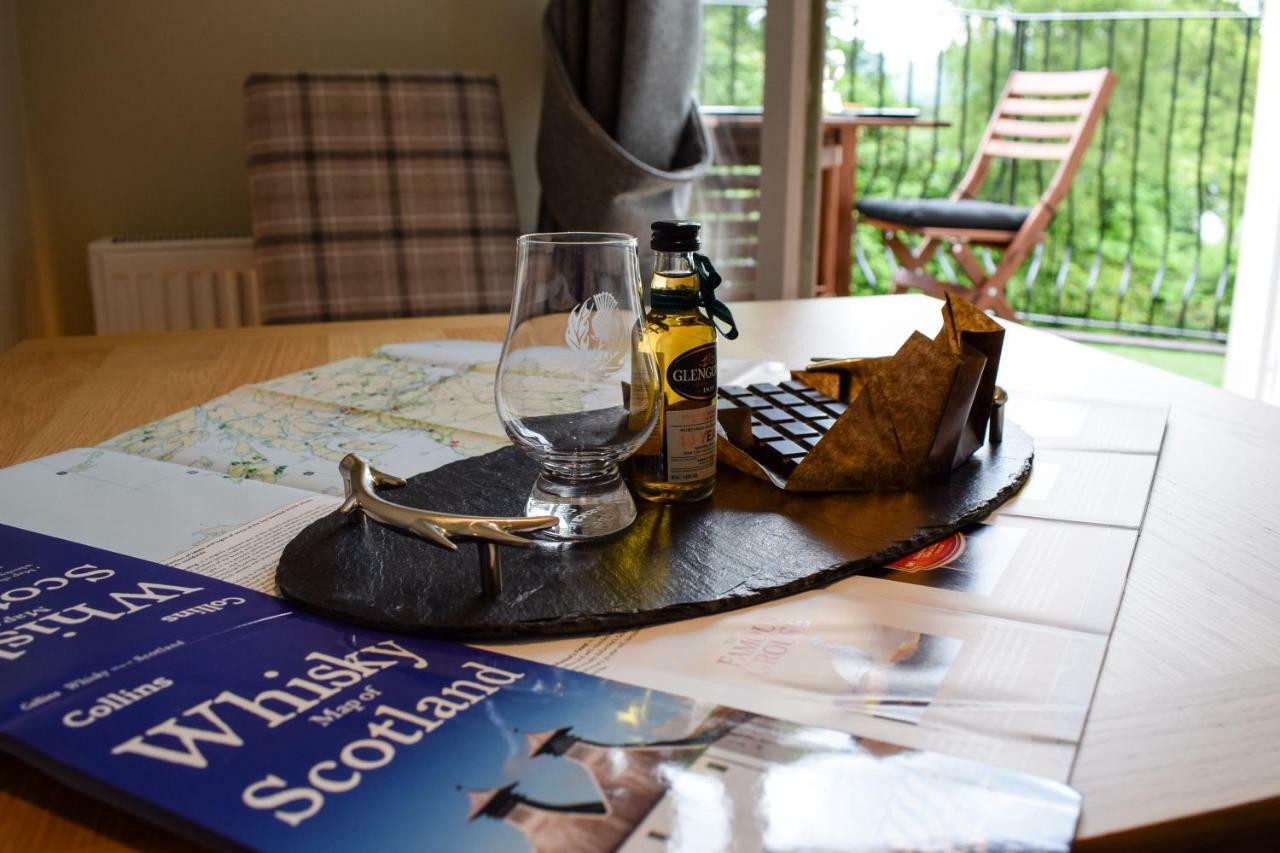 アレクサンドリアBenoch Lomond Castleアパートメント エクステリア 写真